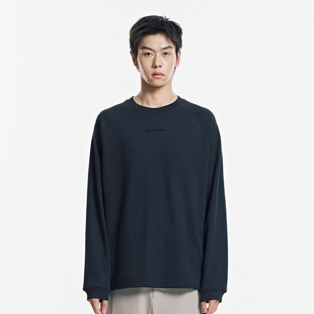 스케쳐스(SKECHERS) 남성 조직감 긴팔 티셔츠_SP3MTCFF033