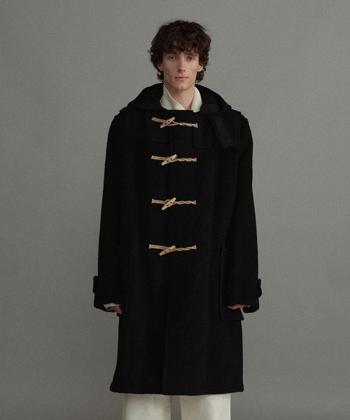 몽고메리(MONTGOMERY) LONG ORIGINAL DUFFLE COAT WITH WOODEN - BLACK