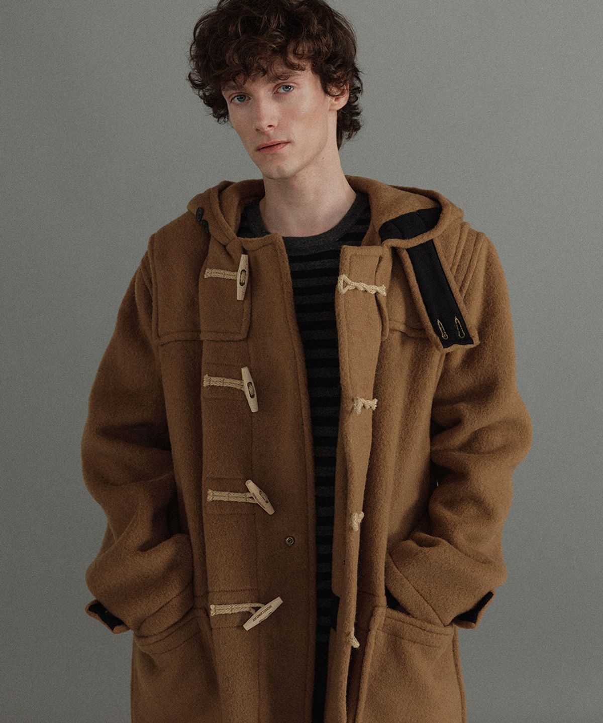몽고메리(MONTGOMERY) LONG ORIGINAL DUFFLE COAT WITH WOODEN - CAMEL