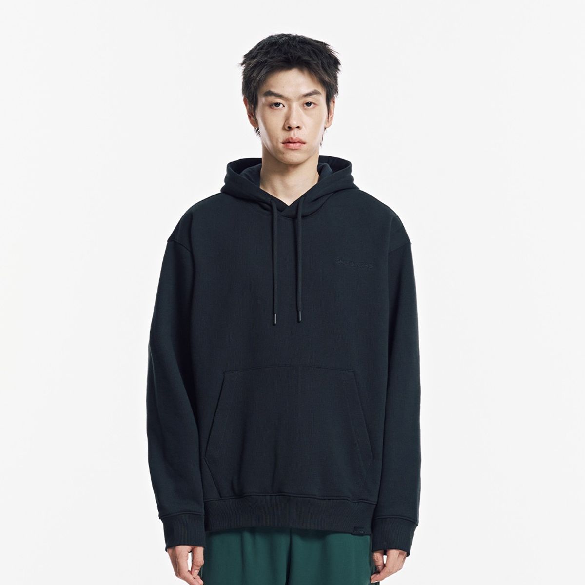 스케쳐스(SKECHERS) 남성 기모 베이직 후드 티셔츠_SP3MTCFW033