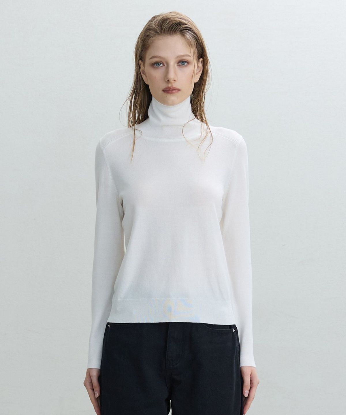 디에토(DEETO) Basic Thin Turtleneck [IVORY]