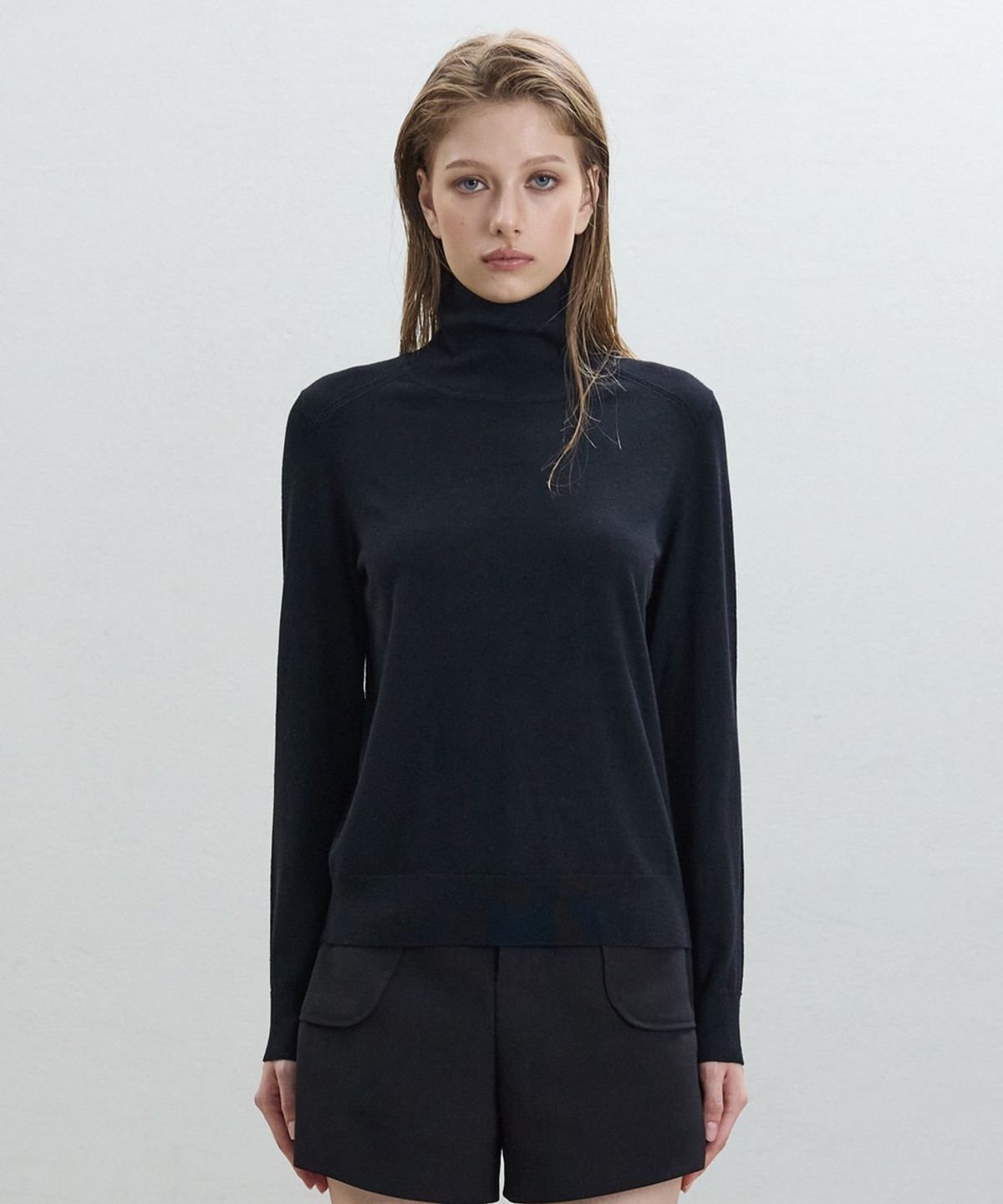 디에토(DEETO) Basic Thin Turtleneck [BLACK]