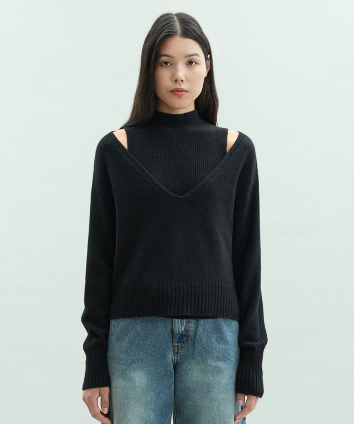 디에토(DEETO) Layered V-Neck Set [BLACK]