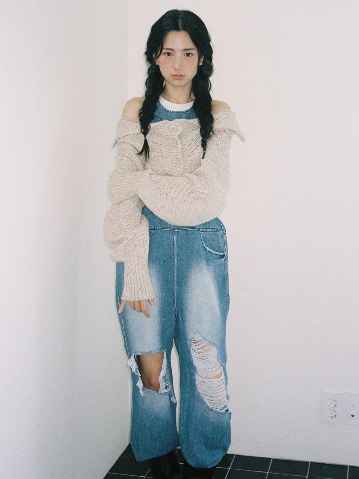 인스아울(INSEOWL) 데미지 데님점프수트
