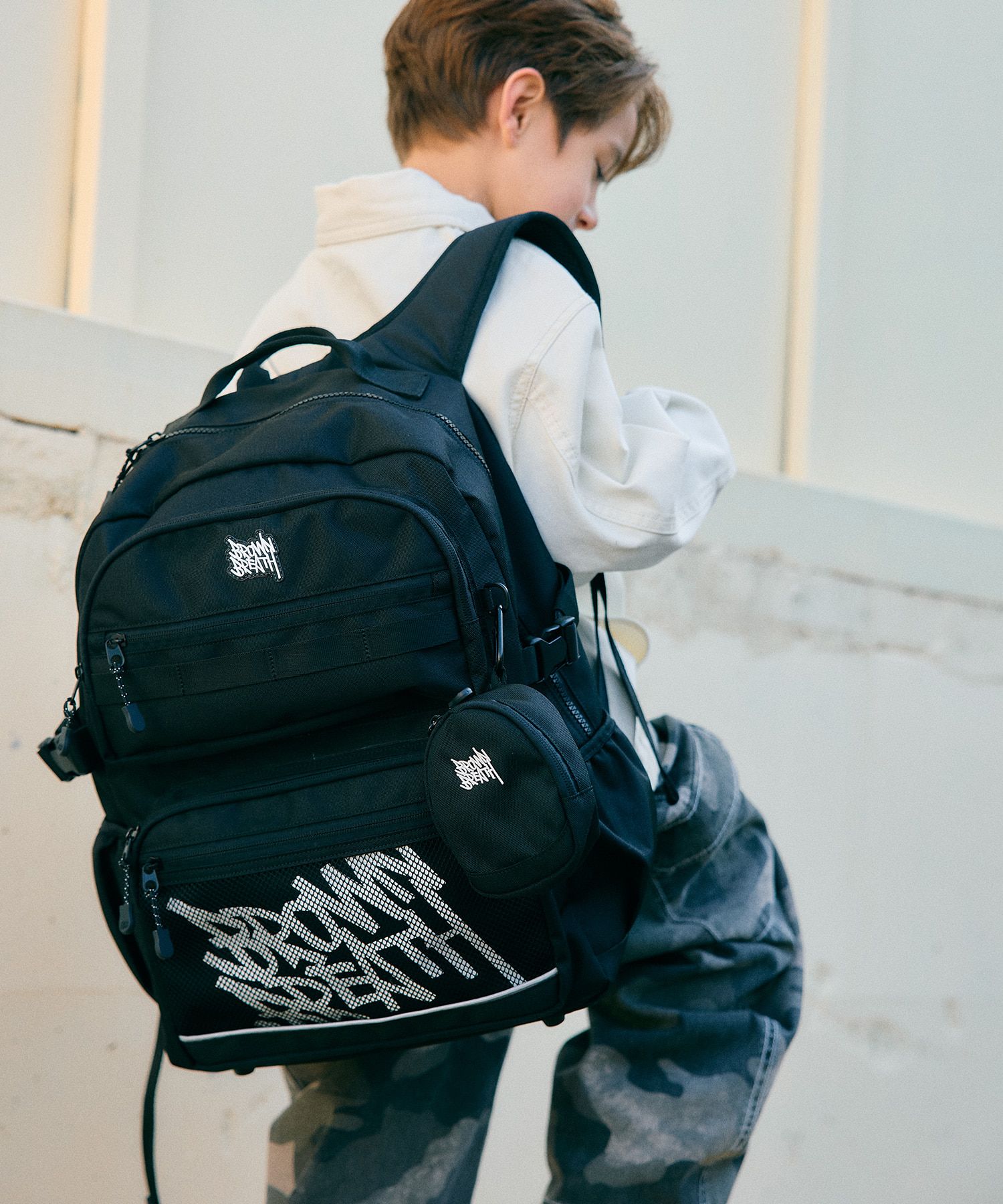 MUSINSA | BROWNBREATH KIDS KIDS BIG TAG BACKPACK - BLACK
