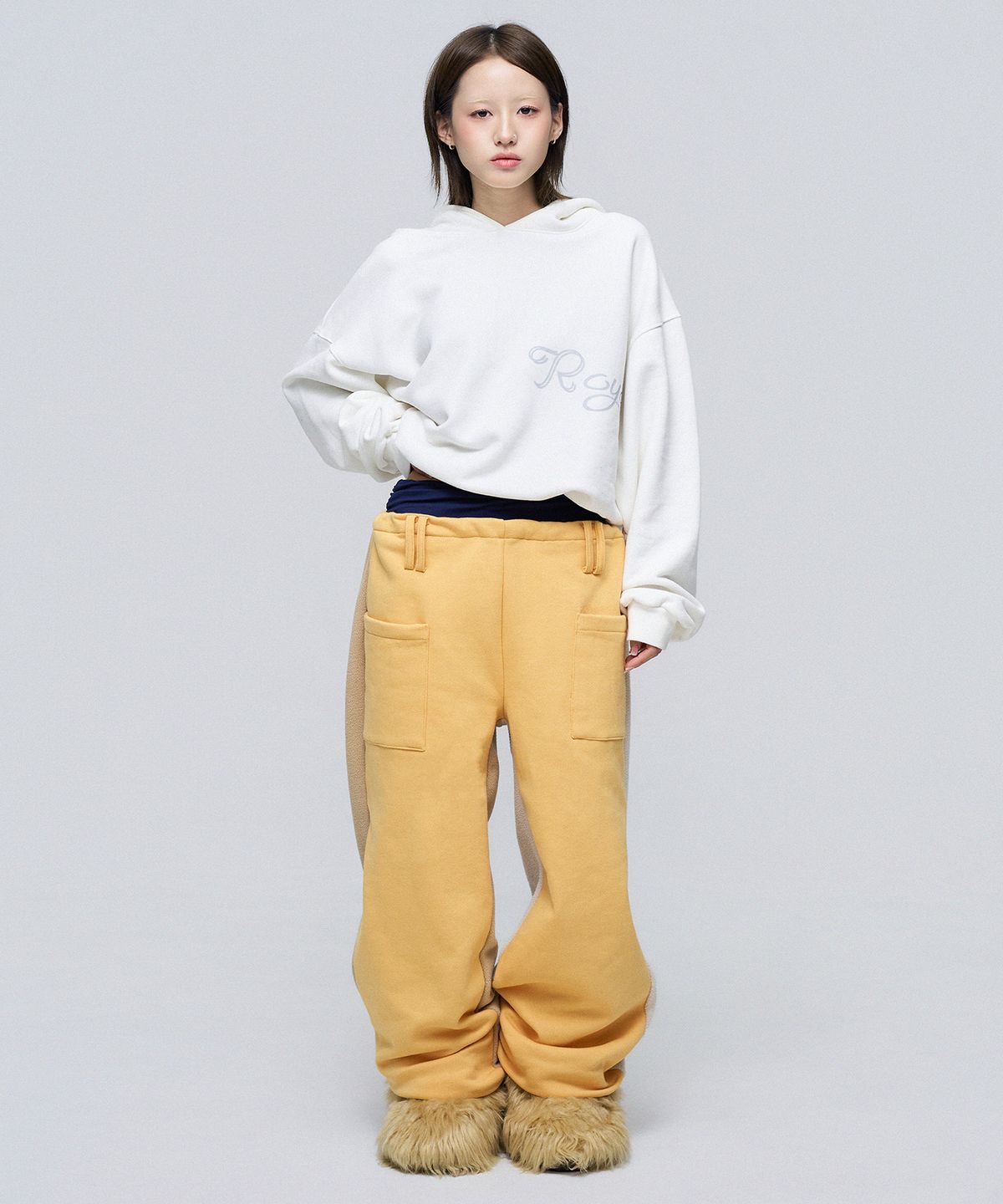 로얄오크(ROYAL OAK) FLUFFY PANTS