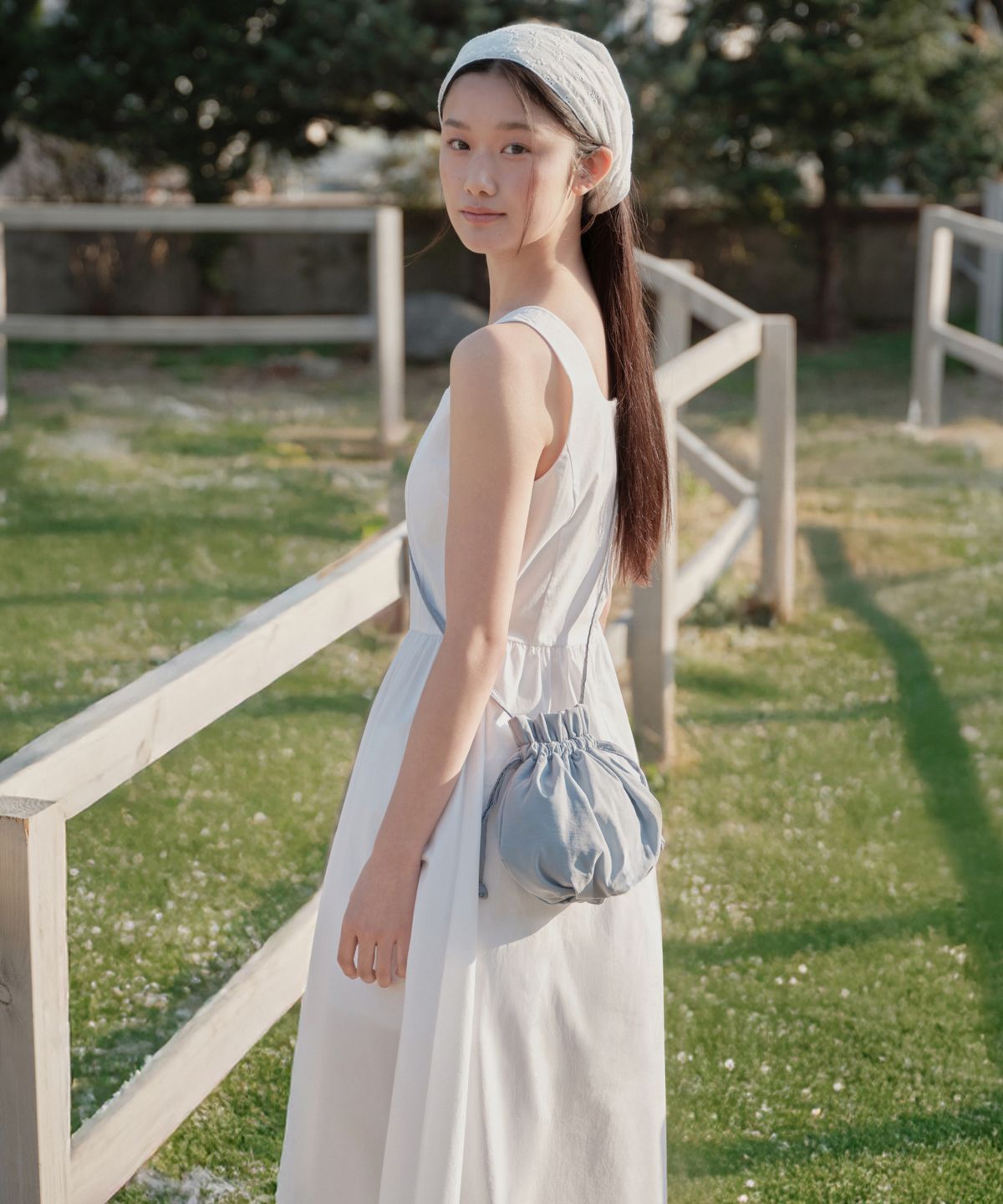 무신사 스탠다드 우먼(MUSINSA STANDARD WOMAN) 우먼즈 브라이트 미니 파우치백 [스카이 블루]