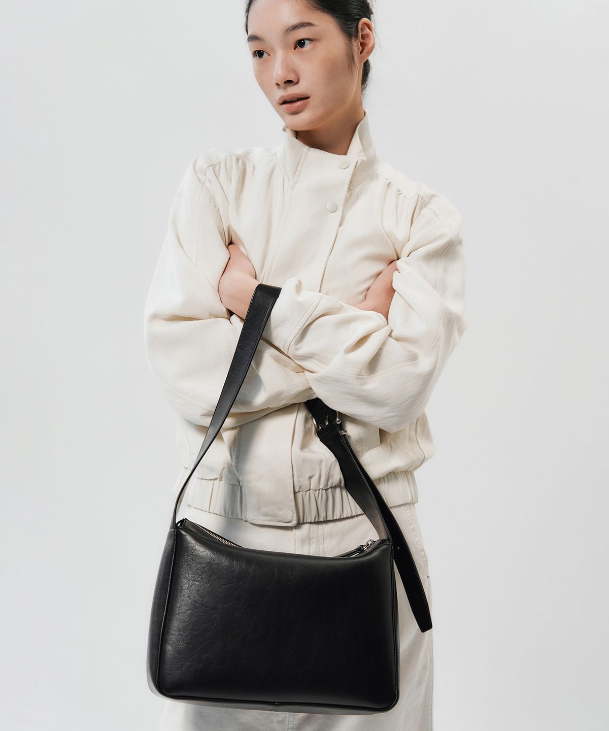 무신사 스탠다드 우먼(MUSINSA STANDARD WOMAN) 우먼즈 소프트 박스 숄더백 [블랙]