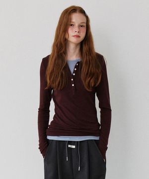 Henley Neck Layered T-shirt_Wine Sky Blue