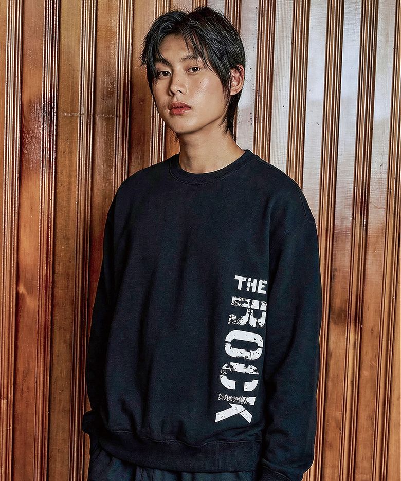 (기모추가) THE ROCK 오버핏 맨투맨_4 COL