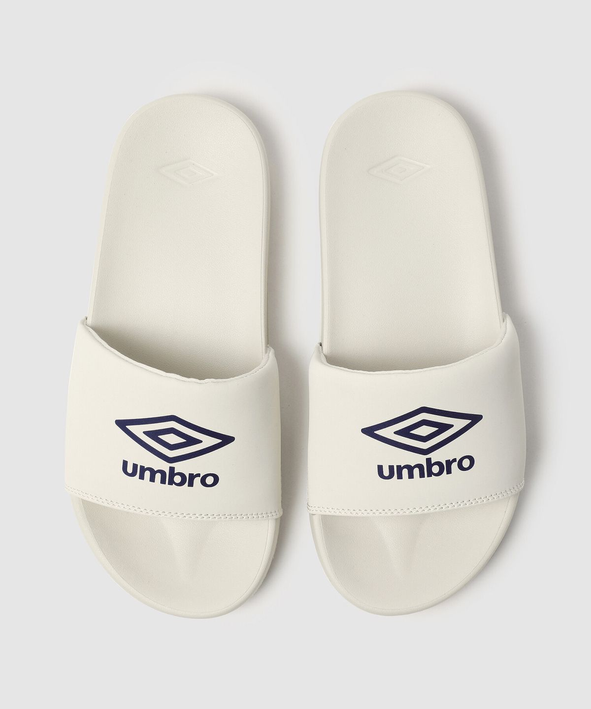 엄브로(UMBRO) ZEPPI SD (재피 슬라이드) 아이보리 UR123ESD11