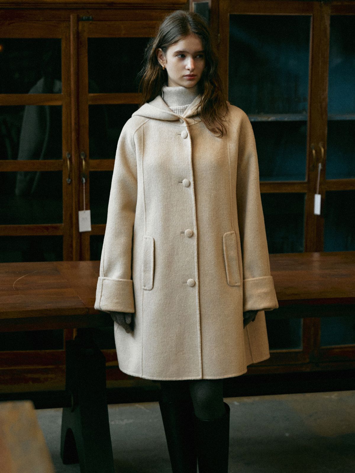 르니나(LENINA) VELOUR hoodie handmade half coat_BEIGE