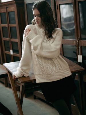 SYLVIA cable sweater_IVORY
