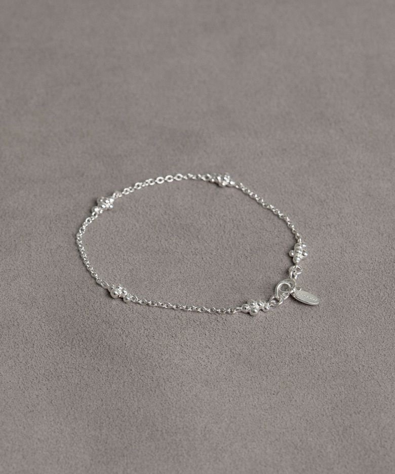 DEW DROP BRACELET 02