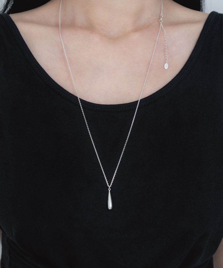 DEW DROP NECKLACE 05