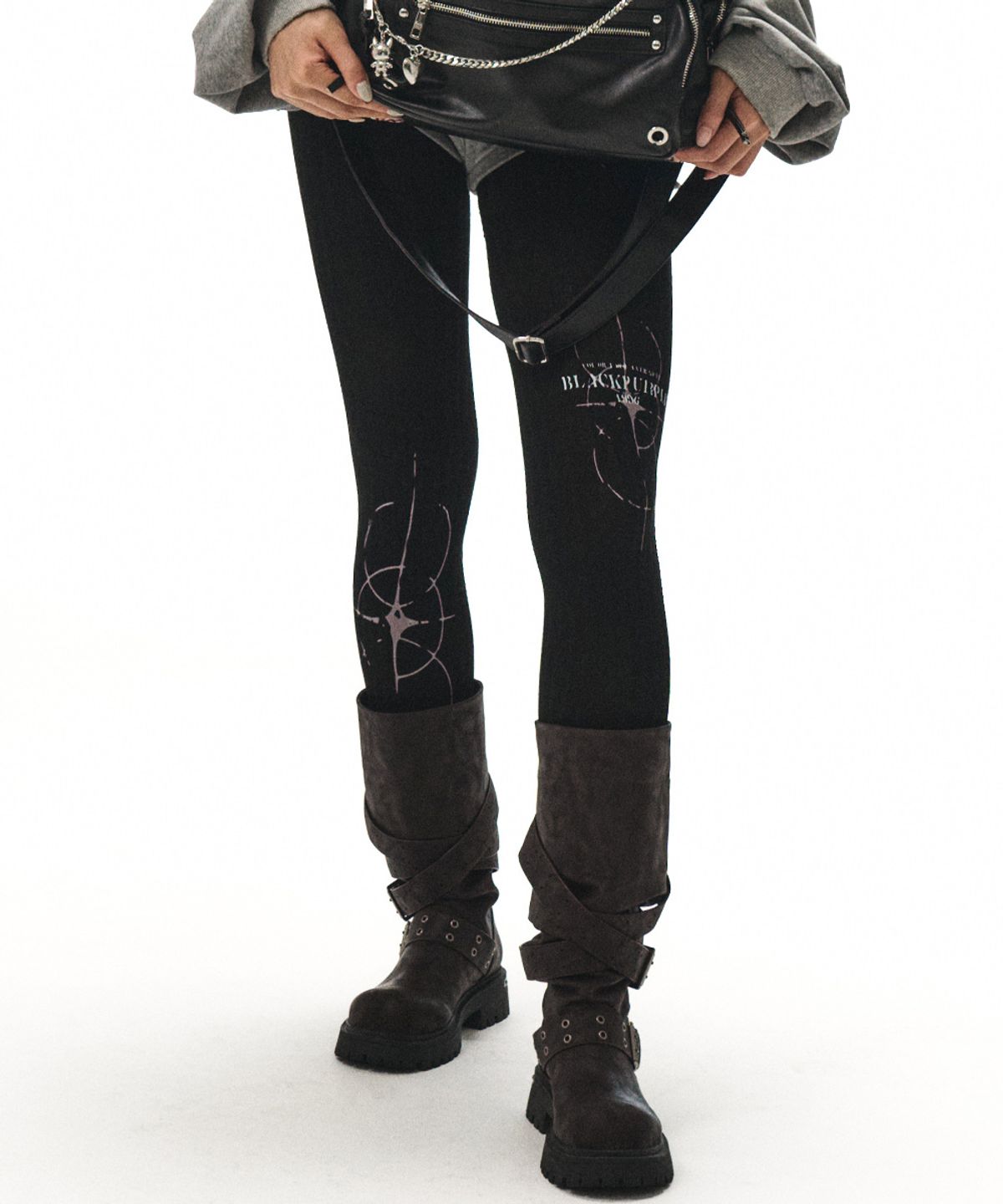블랙 퍼플(BLACK PURPLE) 마크 포인트 타이즈 Marked Point Tights_Black