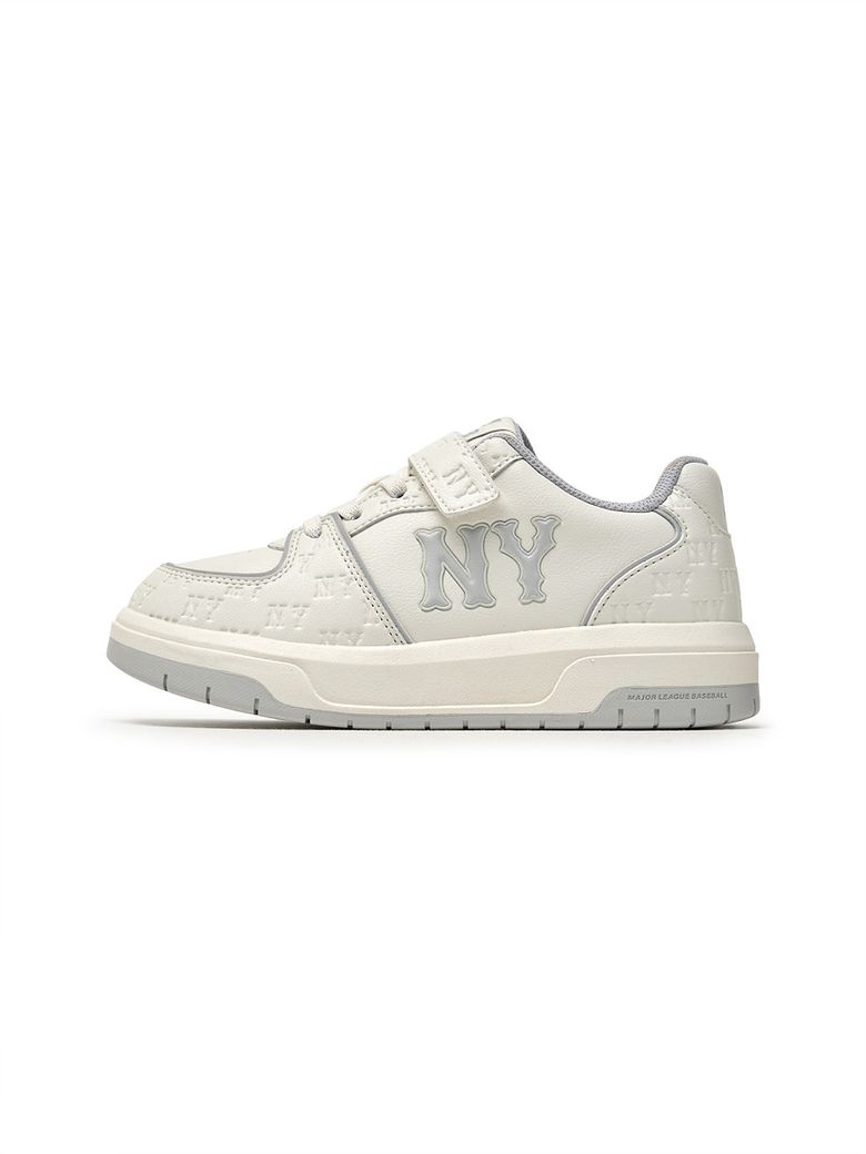 청키 라이너 CT 모노그램 주니어 NY (White)