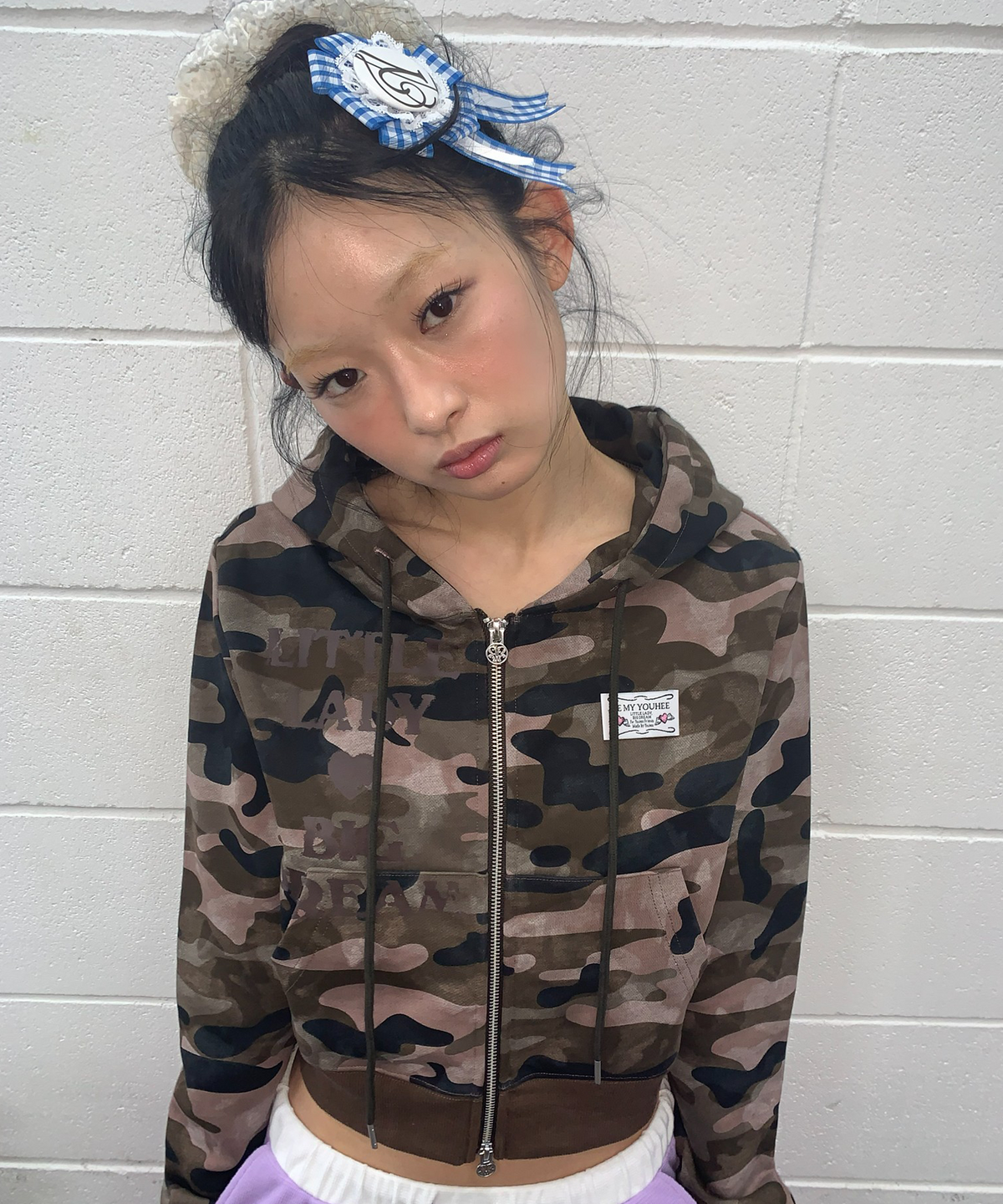 유희(YOUHEE) CAMO CROP HOOD ZIP-UP_KHAKI