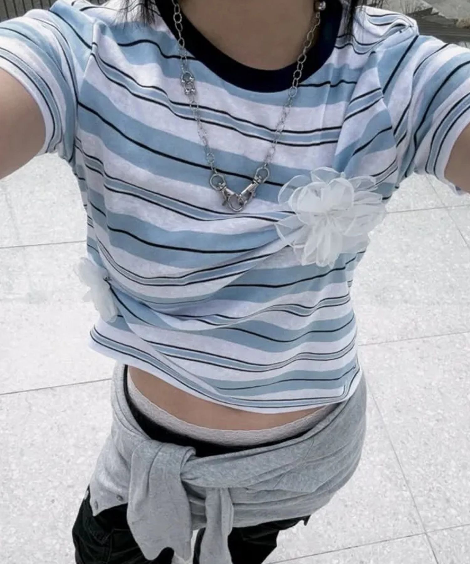 [YOUHEEXOTZ] STAR PATTERN LAYERED BANDING TRACK PANTS_GREY source detail 51