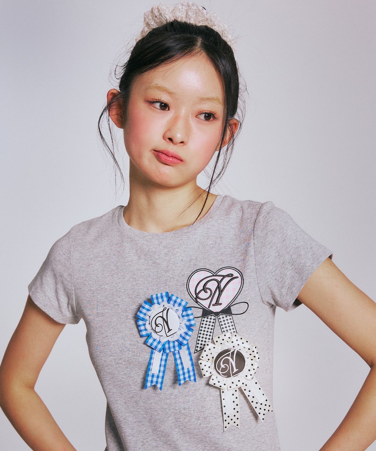 유희(YOUHEE) ROSETTE BROOCH_IVORY