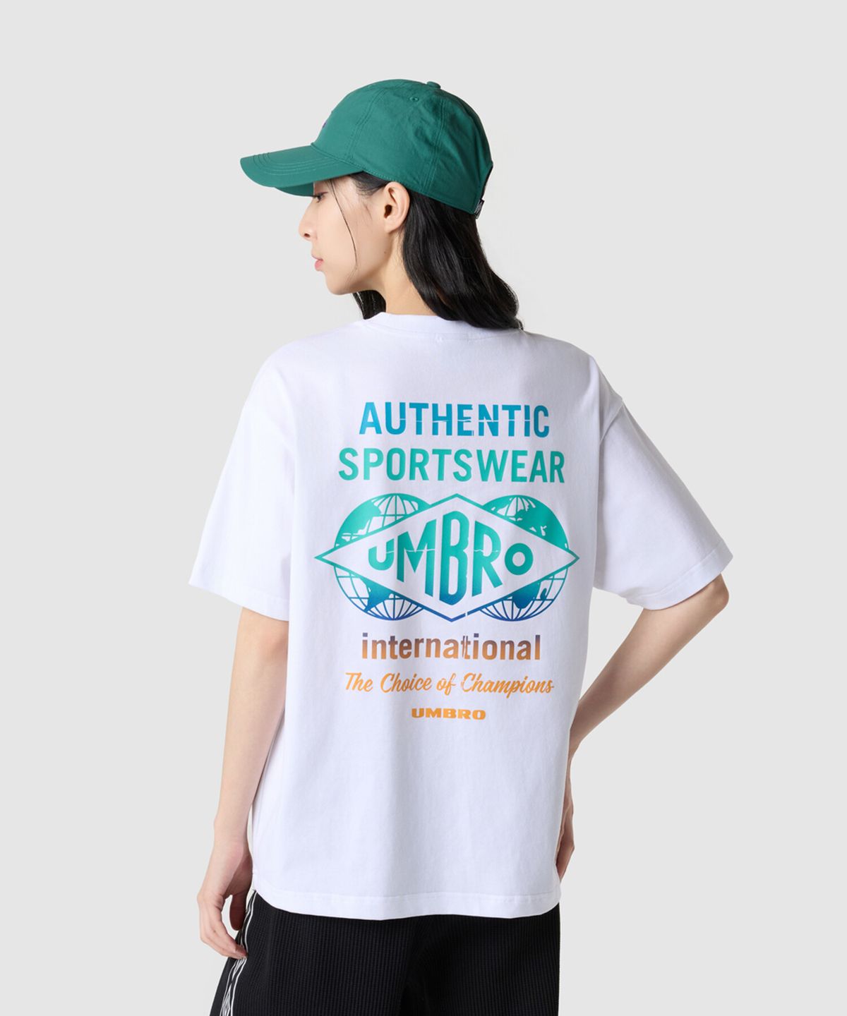 엄브로(UMBRO) HBL 브릿 캐주얼 옴브레 반팔 티셔츠 화이트 UR121CRS23