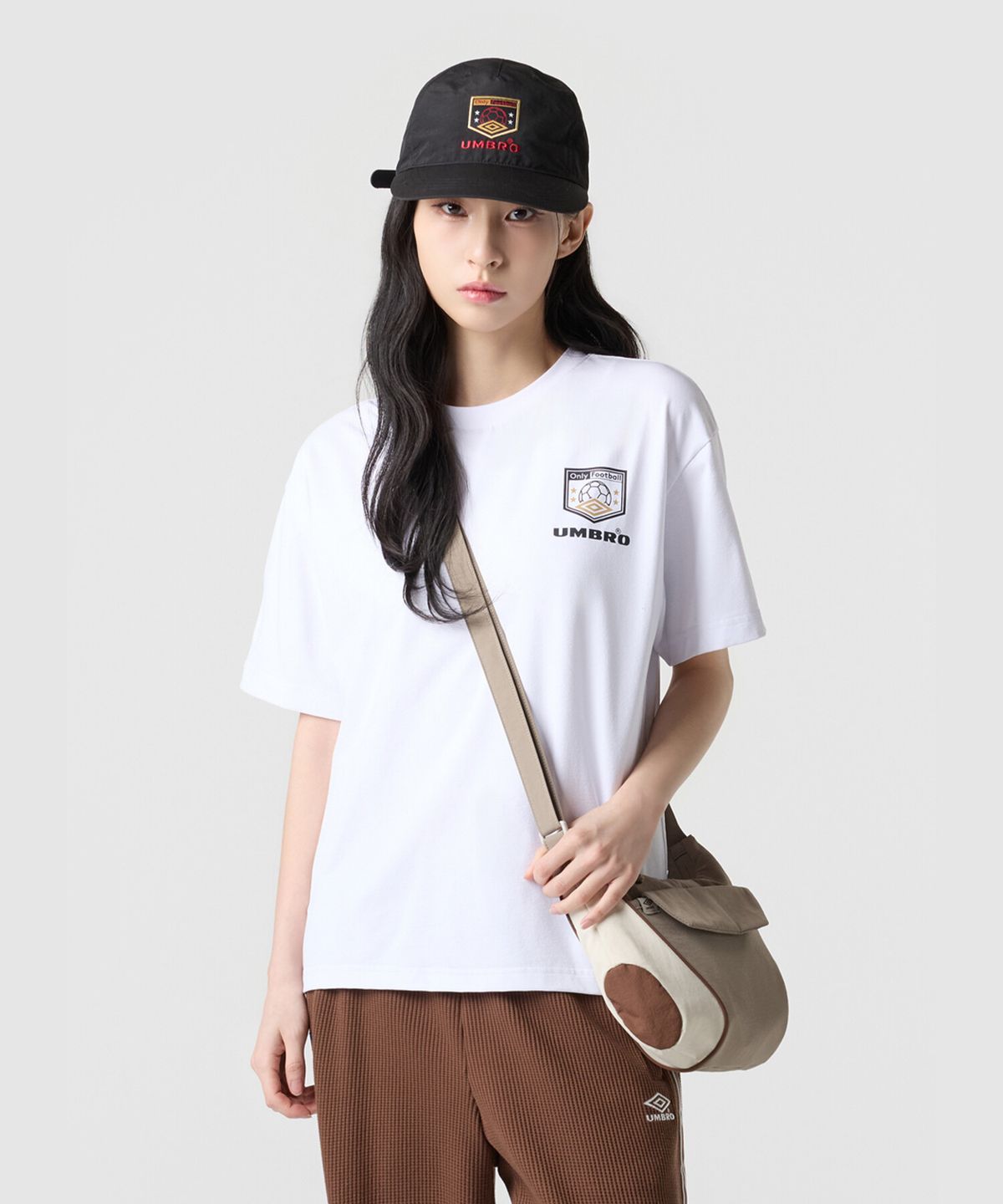 엄브로(UMBRO) [QUICK-DRY] 풋볼 무드 프레쉬 반팔 티셔츠 화이트 UR121CRS12