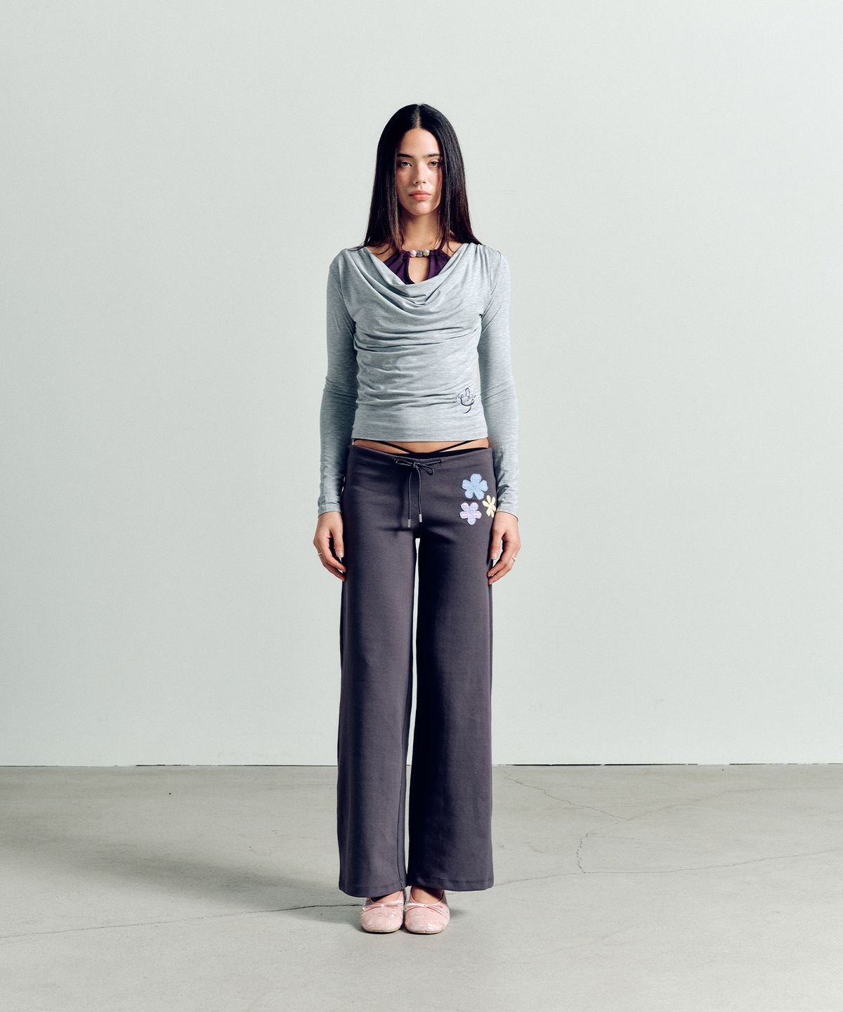 에즈이프 캘리(ASIF CALIE) LAYERD BEADS COWL NECK T-SHIRT MELANGEGRAY