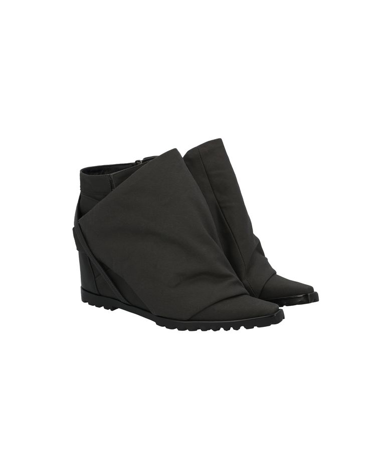 PADDED-COVERED WEDGE HEELS 01 ASH BLACK