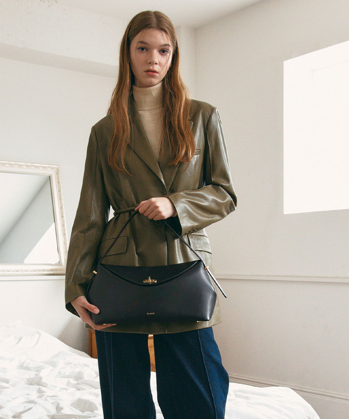 끌라베(CLAVE) 니콜 블랙 토트백 (NICOLE Black Tote Bag)