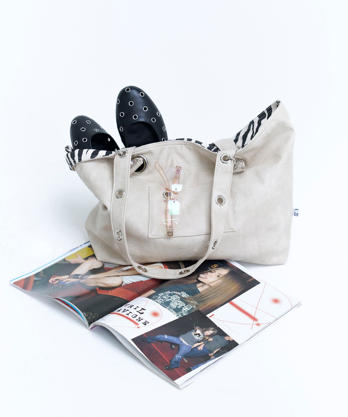 뎁크(DEPC) EYELET LEATHER BAG (VER.2) - BEIGE