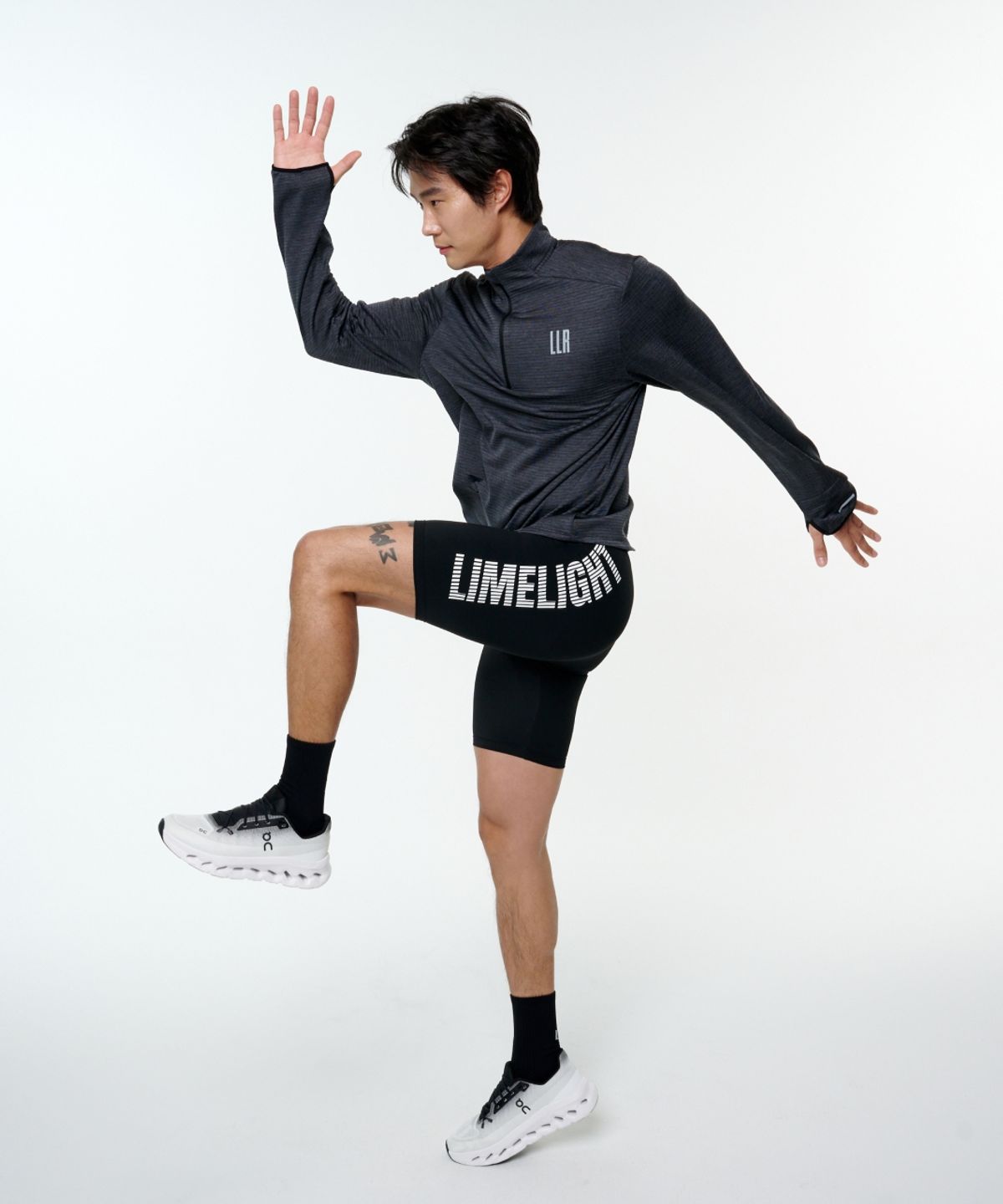 라임라잇 어패럴(LIMELIGHT APPAREL) 라임라잇 빅로고 컴프레션 쇼츠 남성 (블랙/화이트)