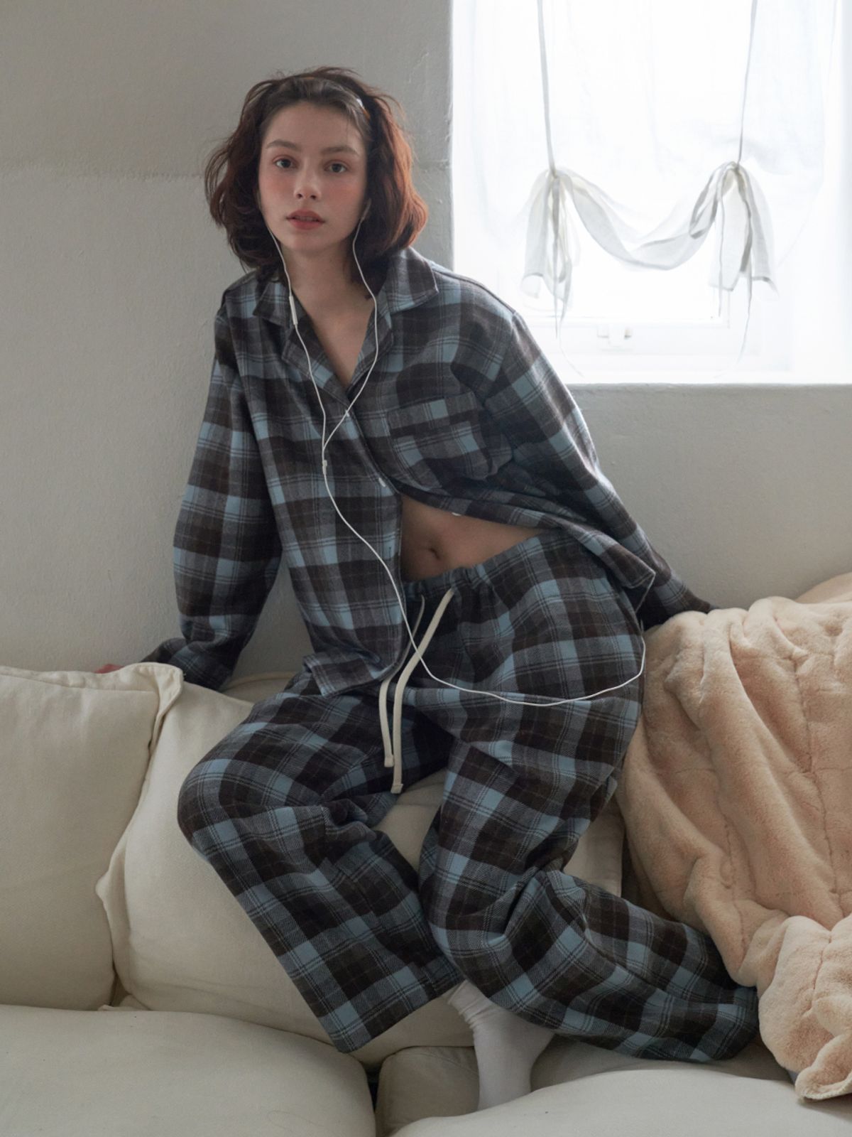 비비홈(VIVIHOME) (uni)로맨틱홀리데이 체크 파자마 윈터스카이
