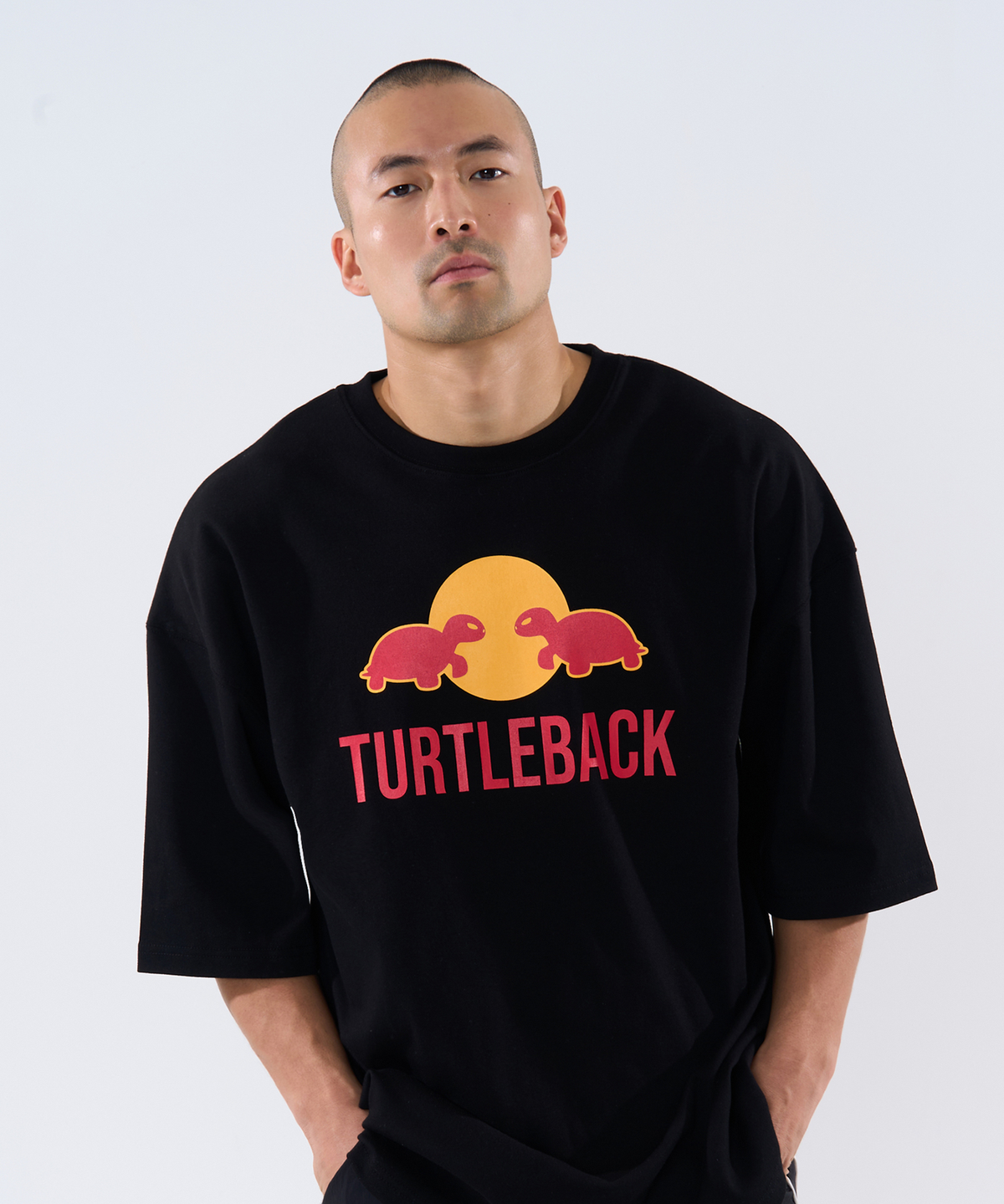 터틀백(TURTLEBACK) 레드부기 오버핏 반팔 (블랙)