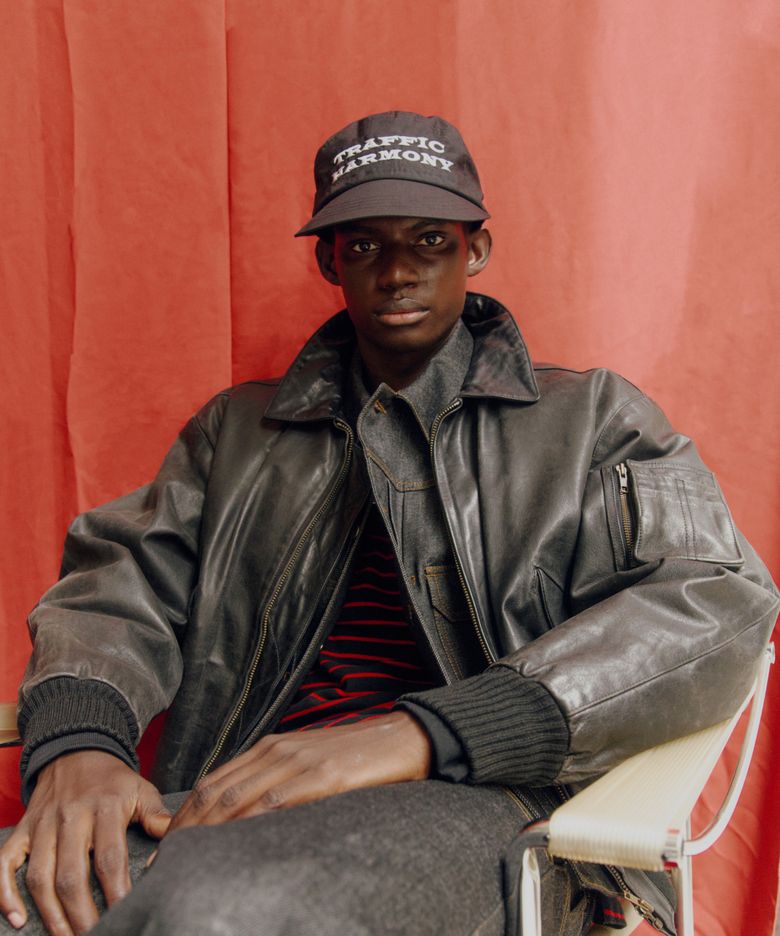 WIDE VISOR LOGO BALLCAP BLACK