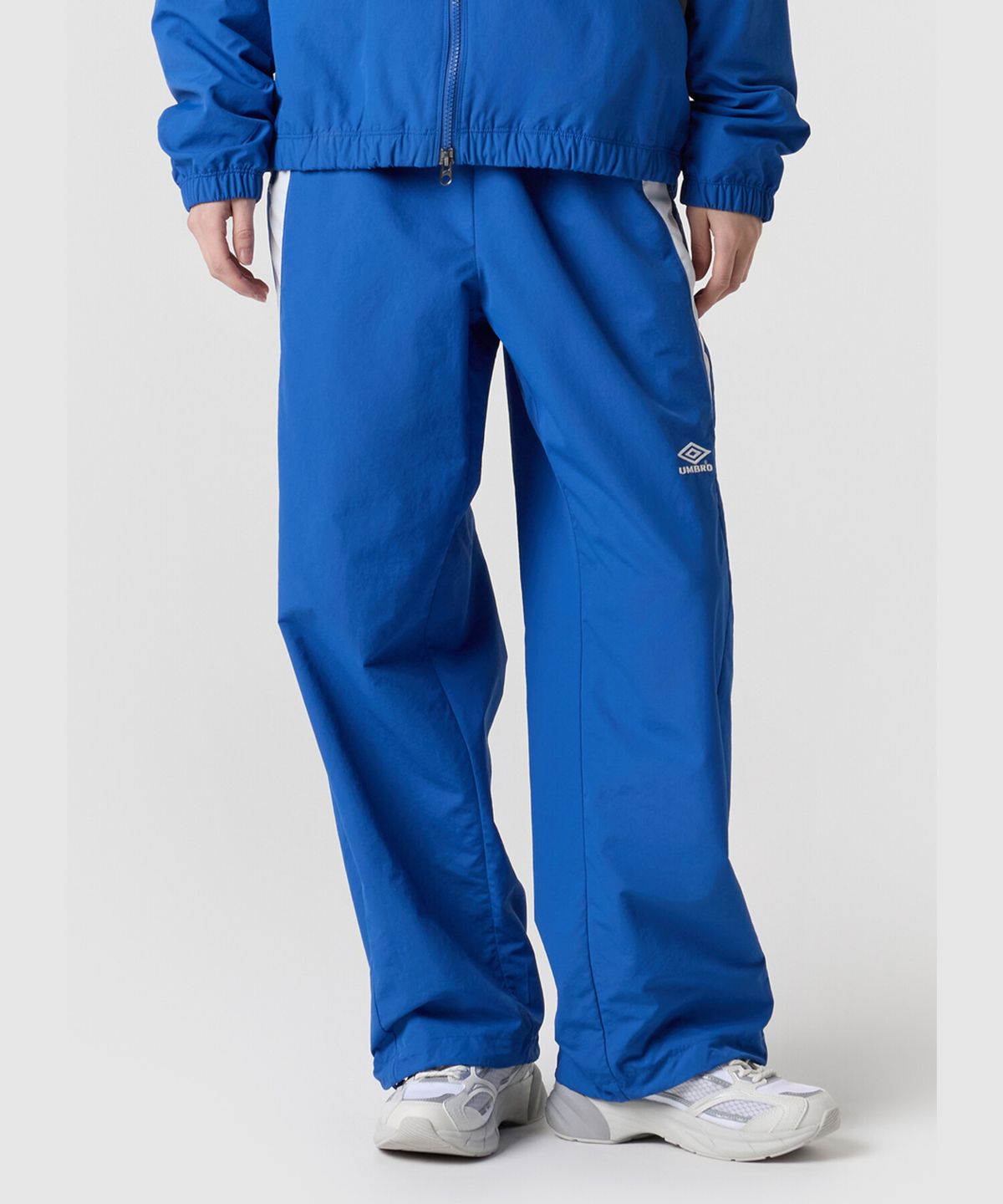 엄브로(UMBRO) 헤리티지 트랙 스트레이트 팬츠 블루 UR121CPT15