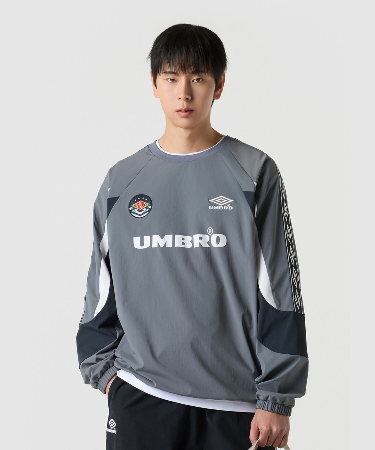 엄브로(UMBRO) HBL OG 긴팔 피스테 그레이 UR121CWT24
