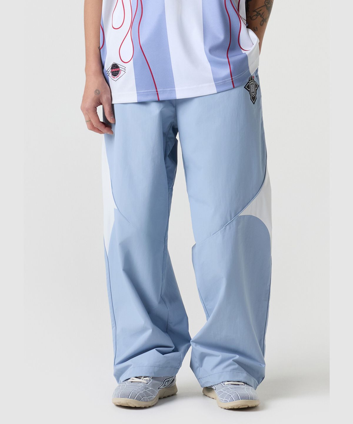 엄브로(UMBRO) HBL 네오 브릿 컬러블록 와이드 조거 2WAY 셋업 팬츠 스카이블루 UR123CPT22