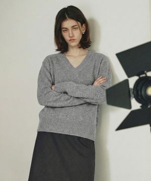[2컬러] 르제로 브이넥 스웨터