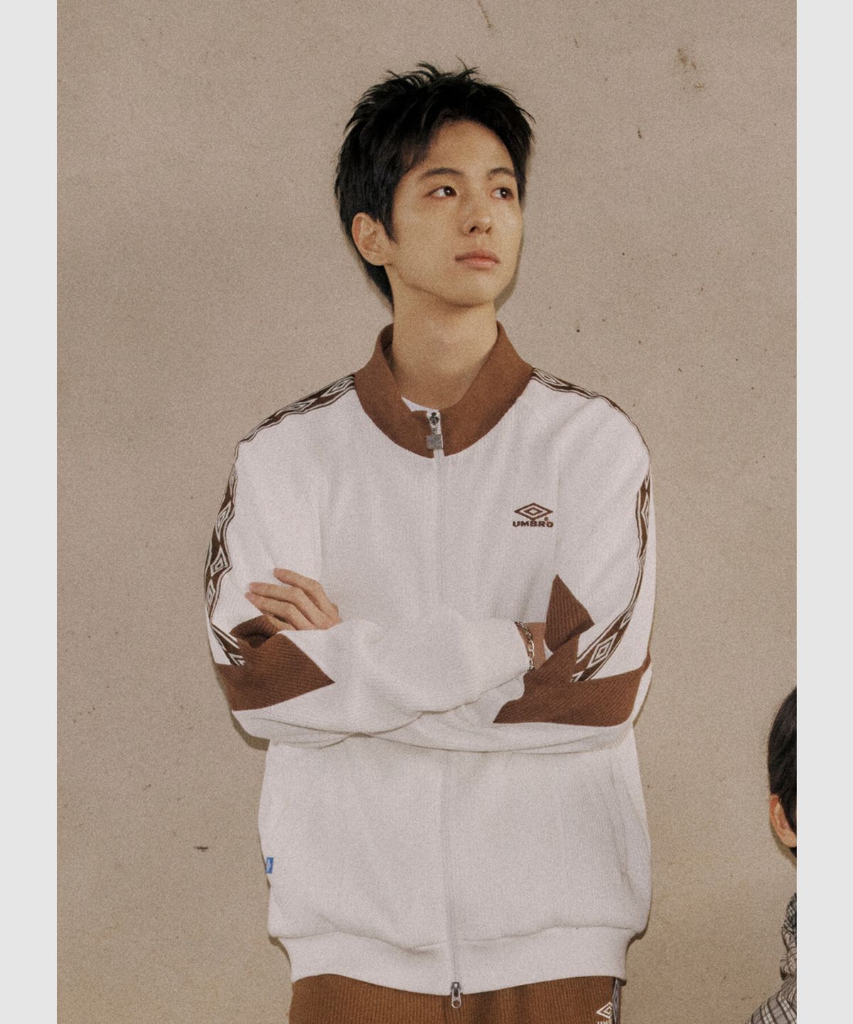엄브로(UMBRO) 컬러블럭 와플 트랙 자켓 아이보리 UR124CFT11