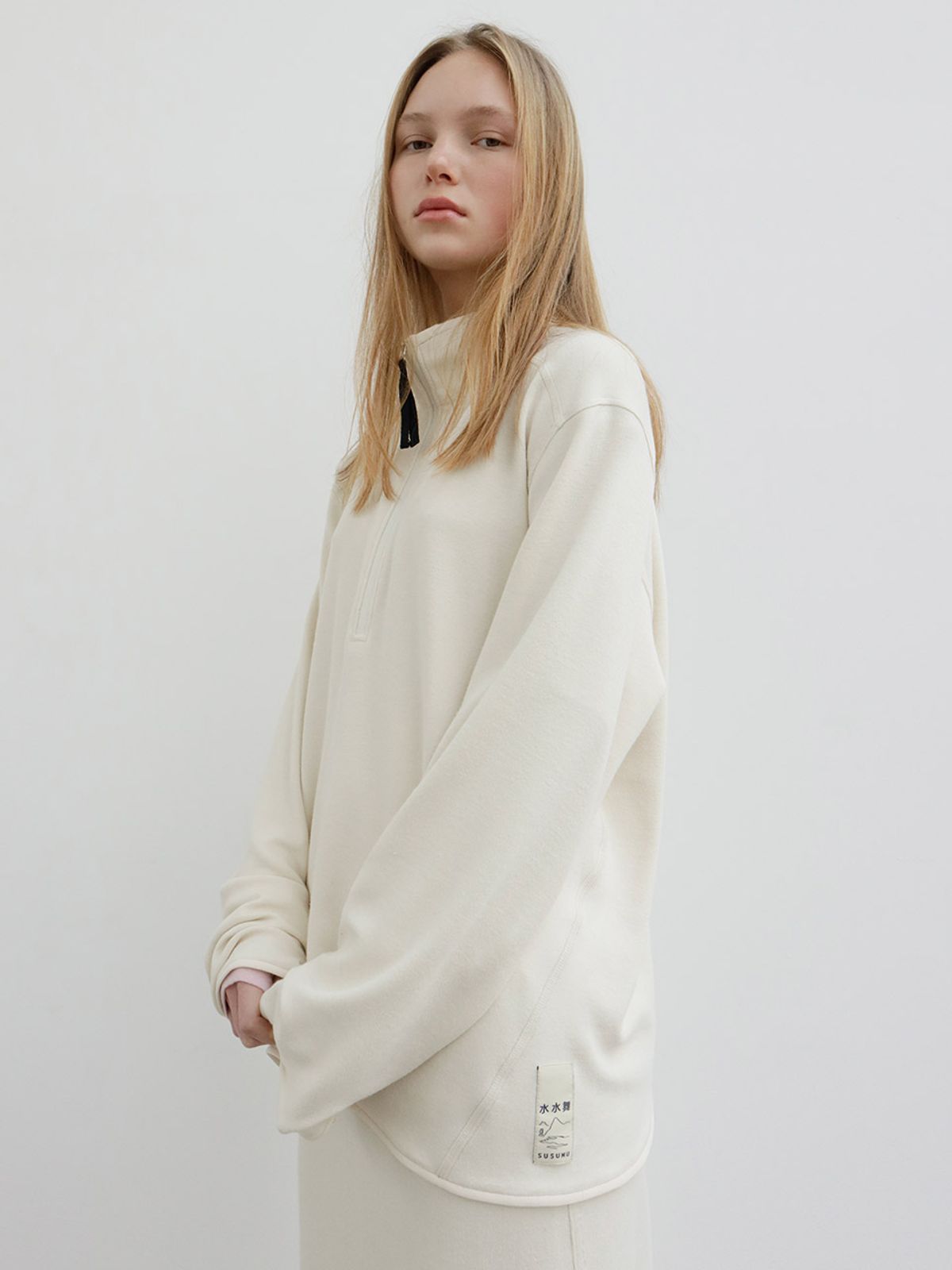 수수무(SUSUMU) RECYCLED JAKU TEE - ecru