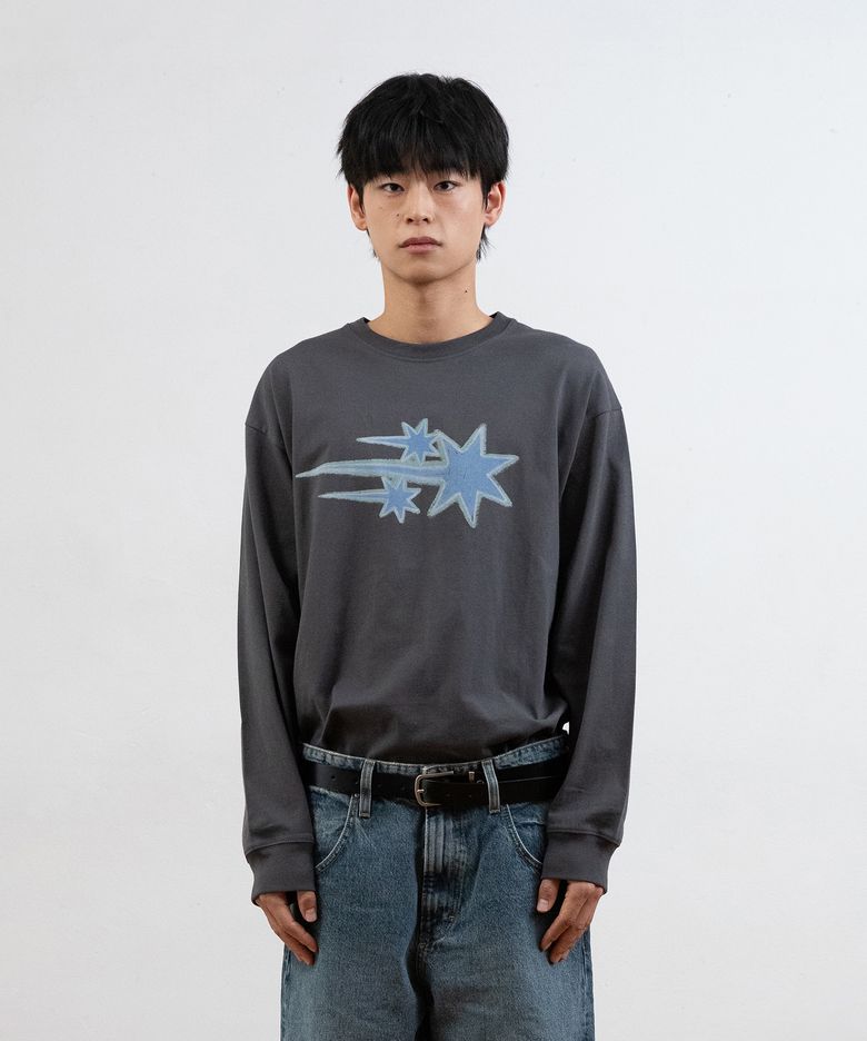 DRAWING 3STAR LS TEE_CHARCOAL(NG2GSUT560A)