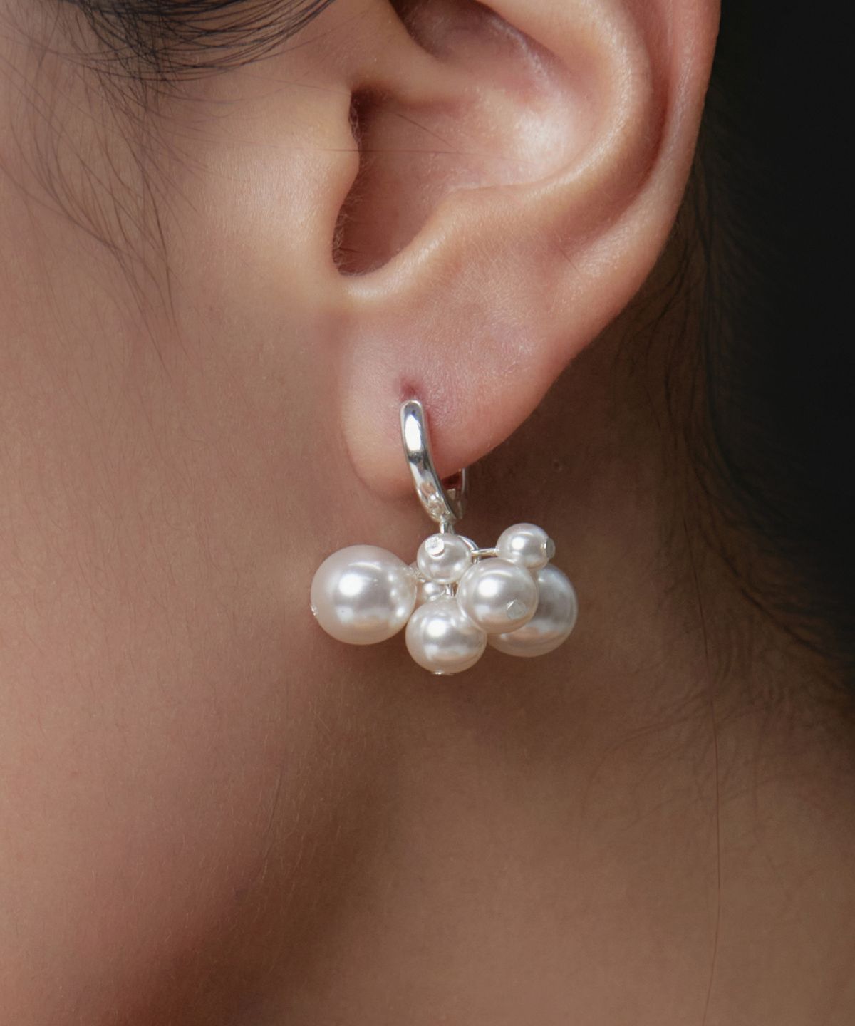 디모멘트(DMOMENT) Lily Pearl 스와로브스키 진주 원터치 귀걸이 (925 Silver)