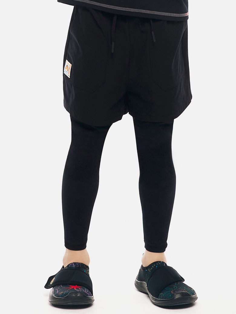키즈 에센셜 9부 레깅스 쇼츠 블랙 (B6SKWLP302BLK)