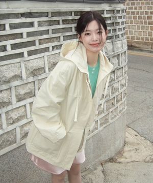 [쁨이 PICK] HOODED HALF TRENCH_CREAM