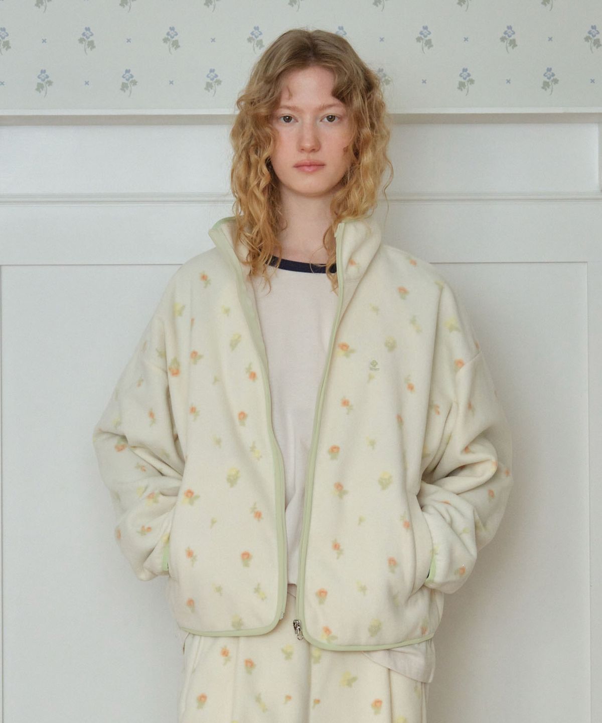 튜드먼트(TTUDEMENT) ROSE FLEECE JACKET_IVORY