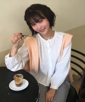 [쁨이 PICK] FRILLED NECK LONG-SLEEVE BLOUSE_IVORY