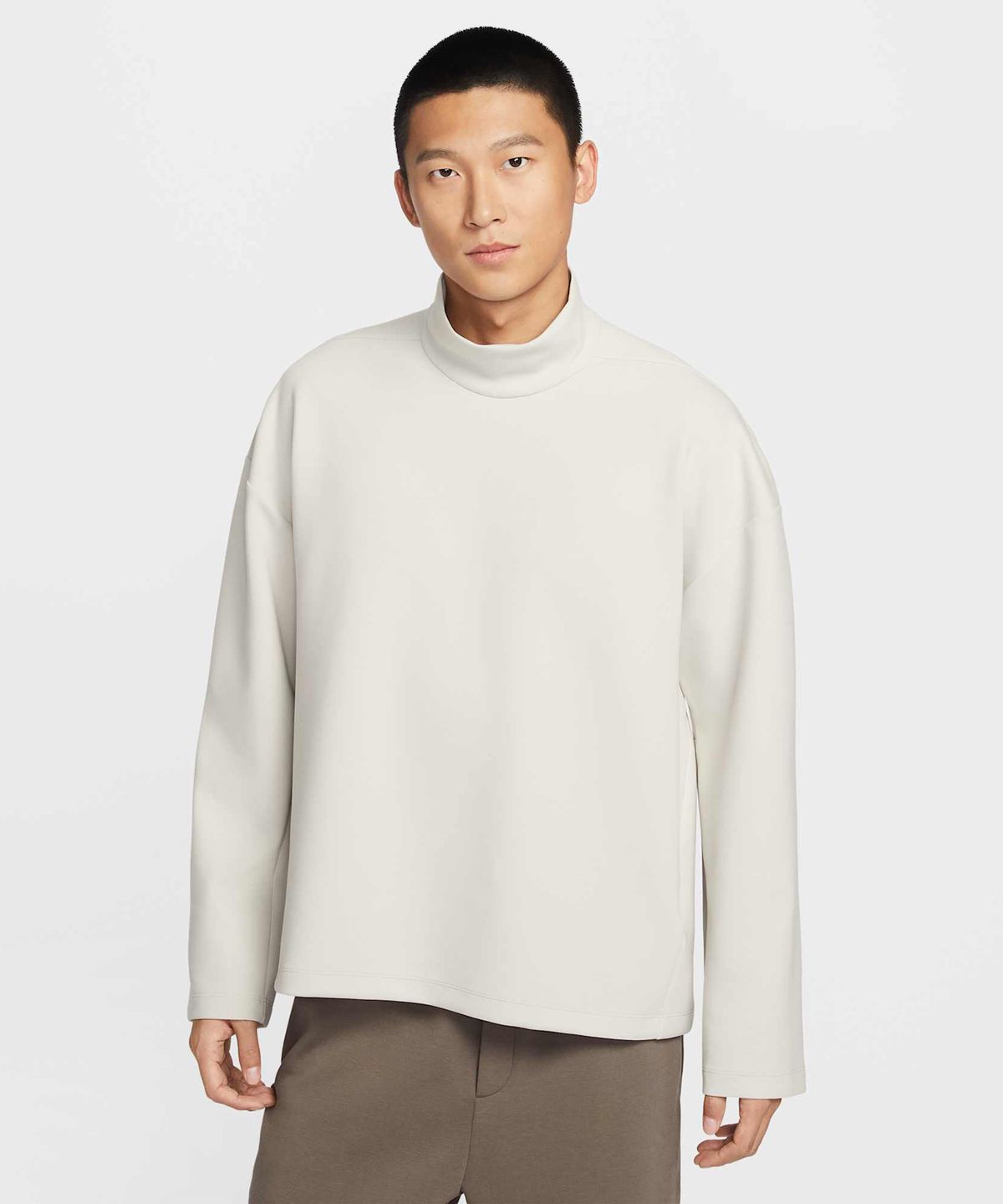 나이키(NIKE) 24.7 임파서블리소프트 드라이 핏 터틀넥 M - 라이트 본:라이트 오어우드 브라운 / IF2120-072