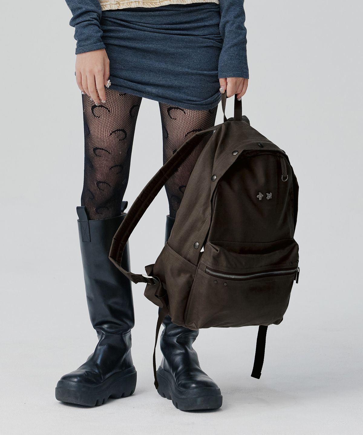 피넛루프(PEANUT LOOP) Stud Point Vintage Backpack Brown