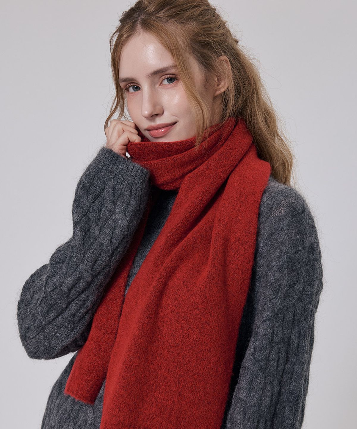 루이까또즈스카프(LOUIS QUATORZE SCARF) 코리올리 솔리드 니트 머플러
