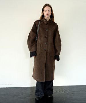 Refined handmade wool coat